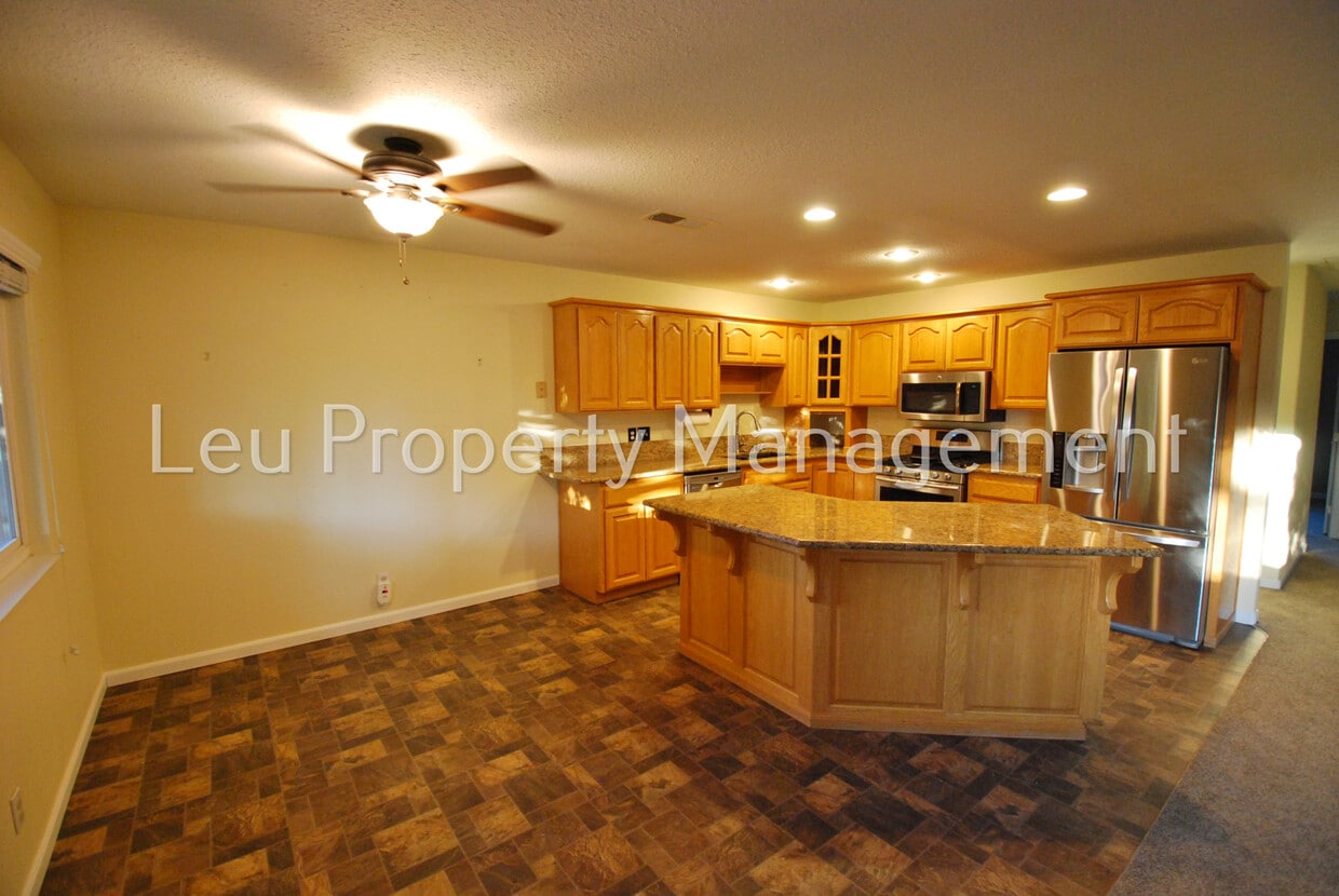 666 Cappella Dr, Diamond Springs, CA 95619 House for Rent in Diamond