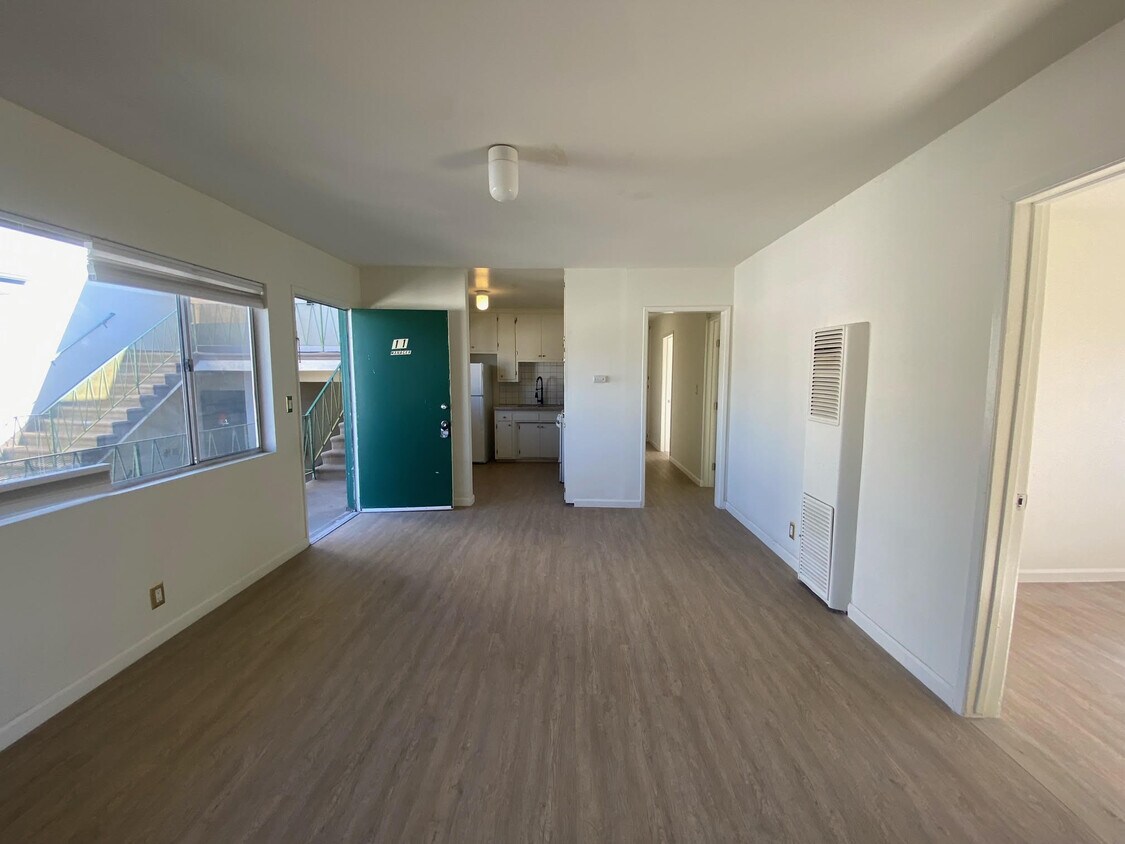 Foto principal - 3158 Verdugo Rd