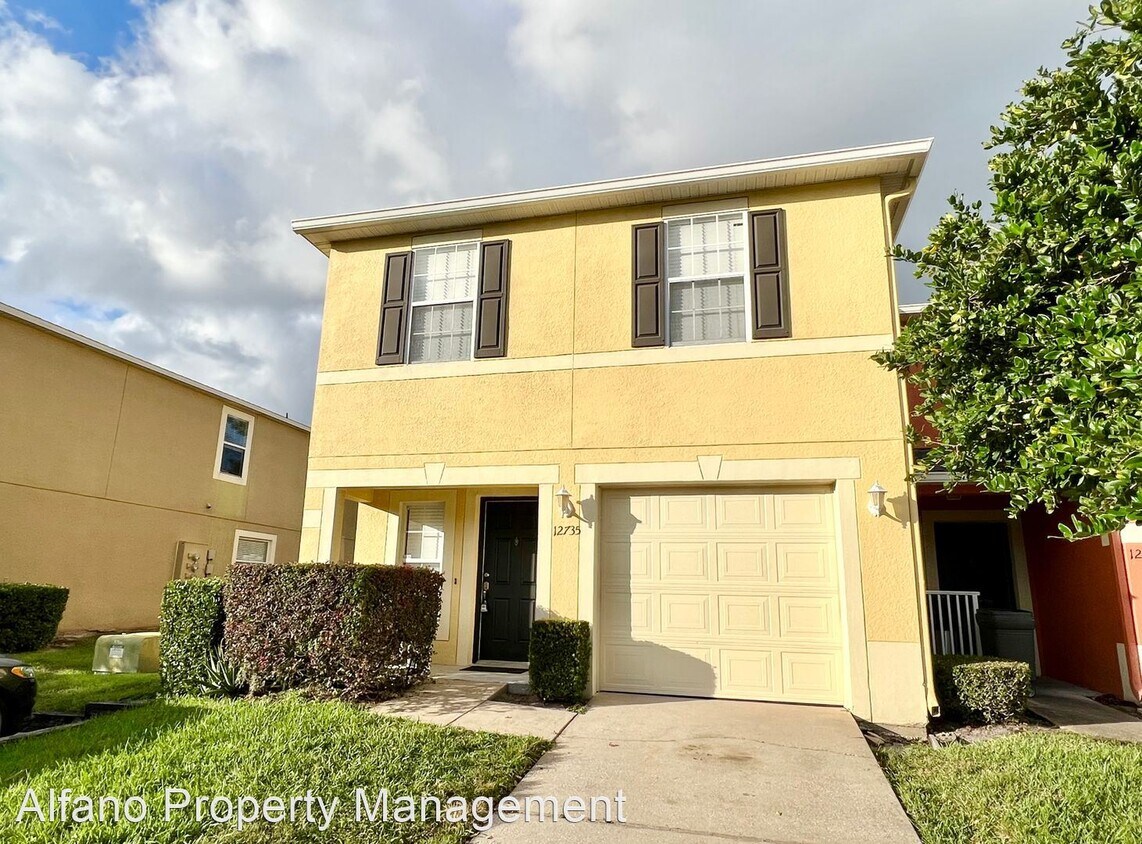 12735 Somerset Oaks St, Orlando, FL 32828