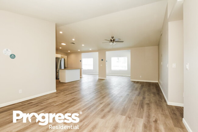 Building Photo - 9051 E Princess Dr