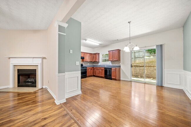 Photo - 1262 Adcox Square Townhome