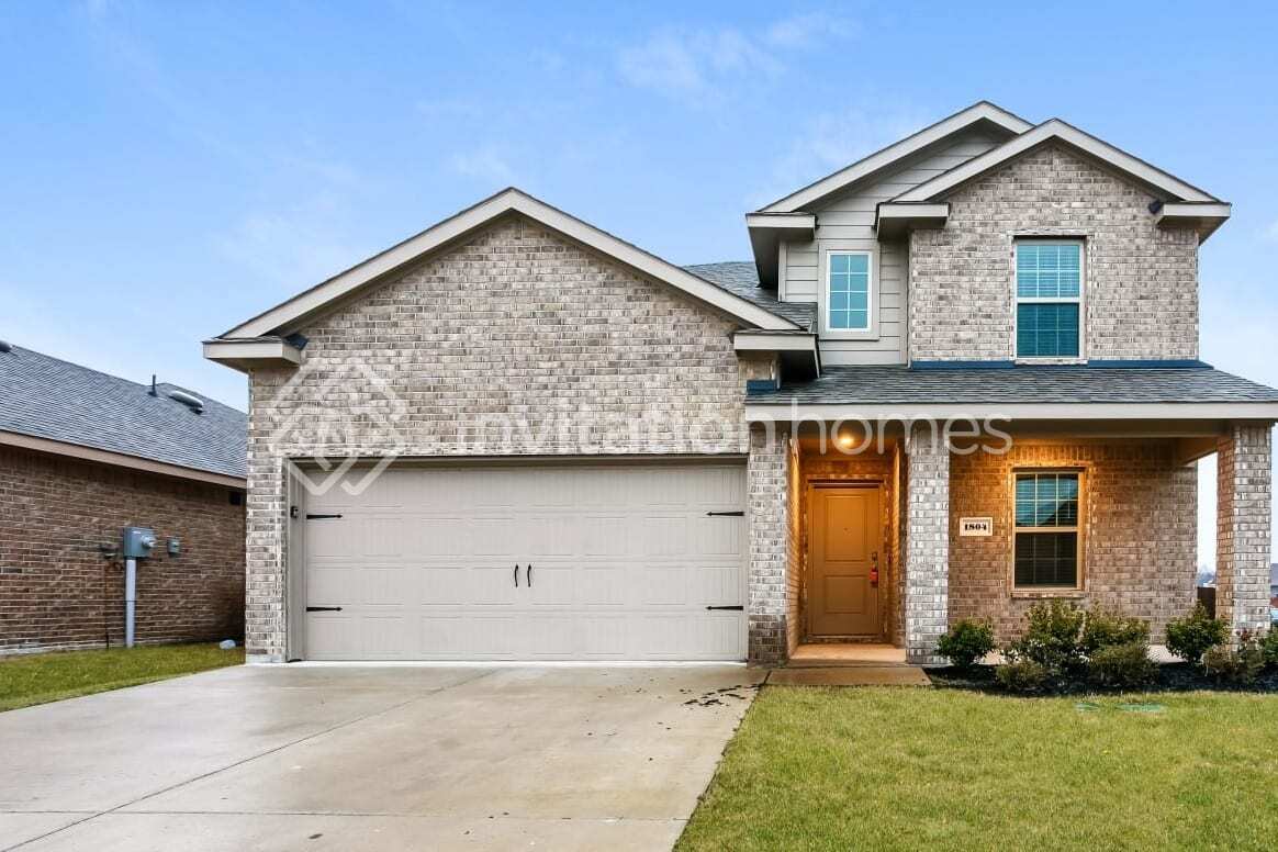 1804 Yale House Rental in Farmersville, TX