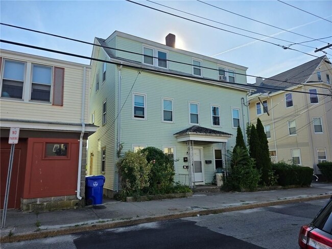 Building Photo - 230 Washington St
