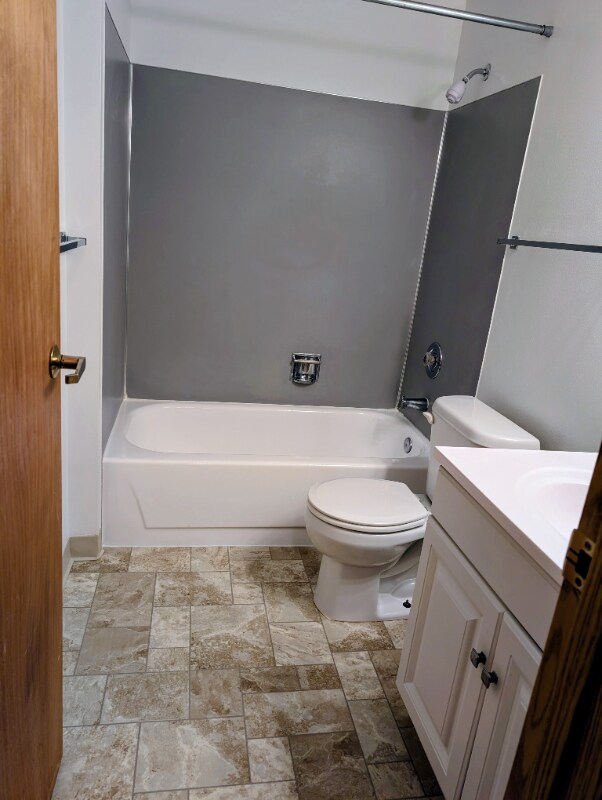 Foto del edificio - 9233 Interlake Ave N