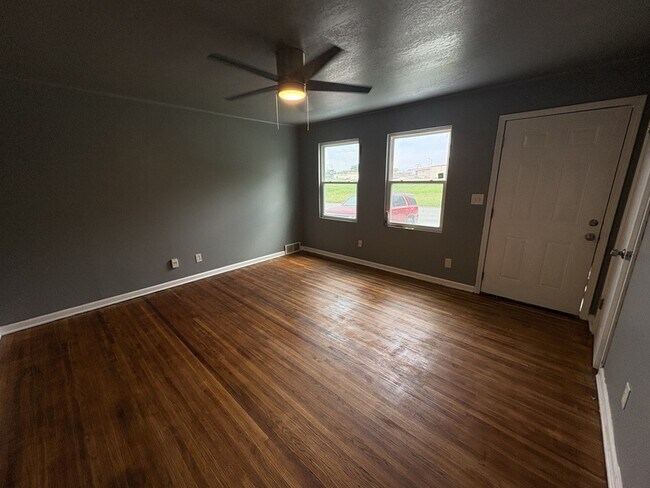 Foto del edificio - 3514 N Hartford Ave