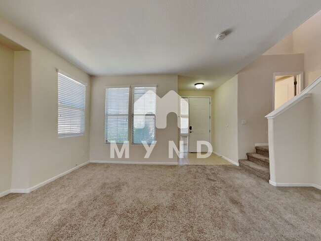 Building Photo - 13514 W Cypress St