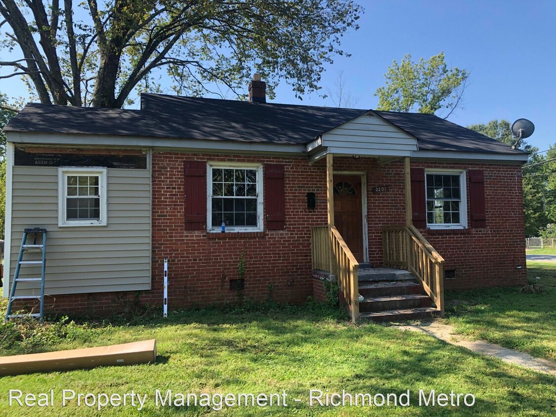 Primary Photo - 3 br, 1 bath House - 3201 Gay Ave