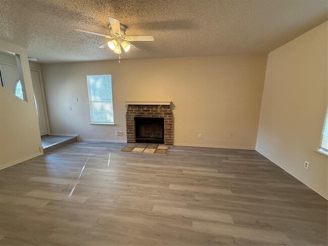Building Photo - 9204 Kempler Dr