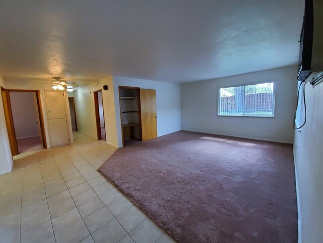 Foto del edificio - 906 Rd 46