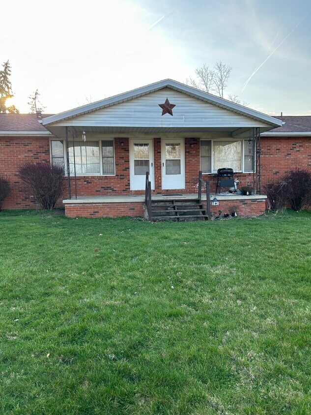 1597 Beal Rd Unit 1597 Beal Road, Mansfield, OH 44903 Apartments in