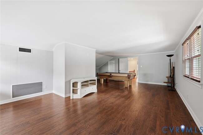 Building Photo - 7603 S Pinehill Dr