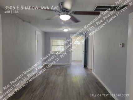 Foto del edificio - AVAILABLE FOR IMMEDIATE MOVE-IN