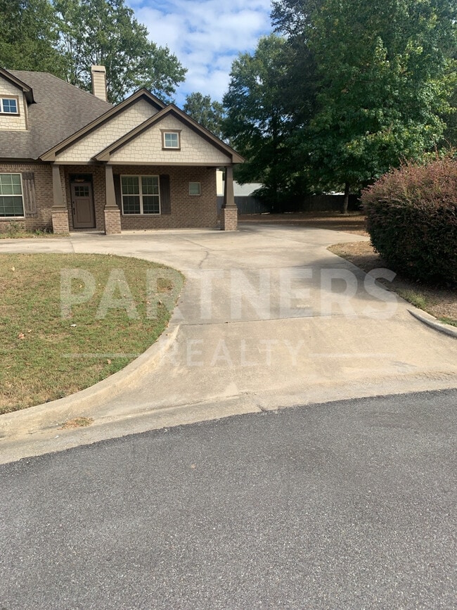 Building Photo - 9260 Marston Way