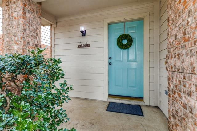 Foto del edificio - 6612 Waterhill Ln