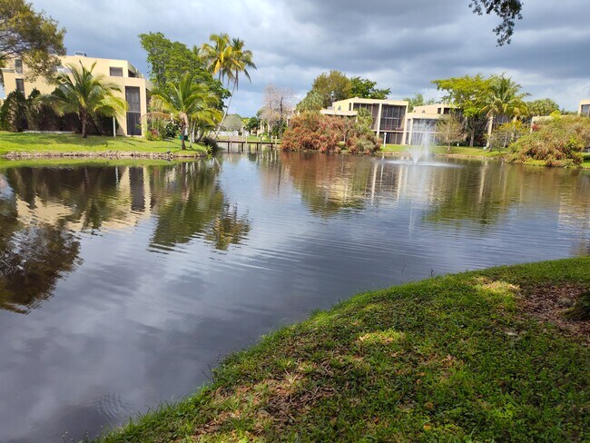 Foto del edificio - 2931 SW 87th Ter