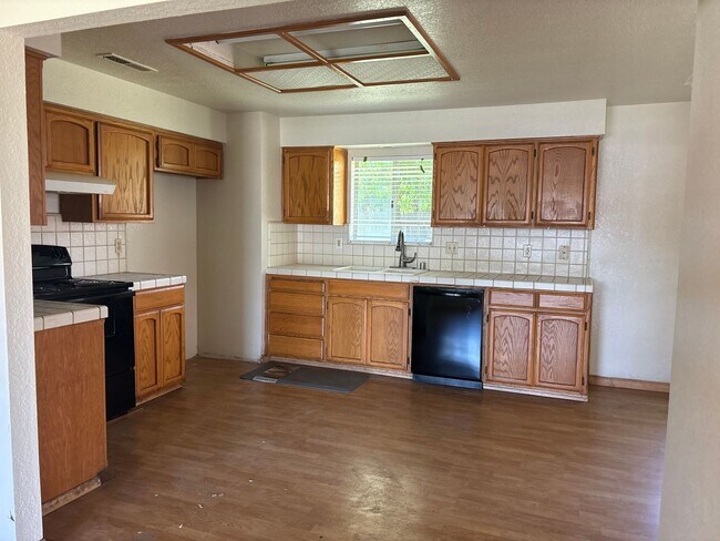 Building Photo - Appointment Only. Apply Now to Schedule Vi...