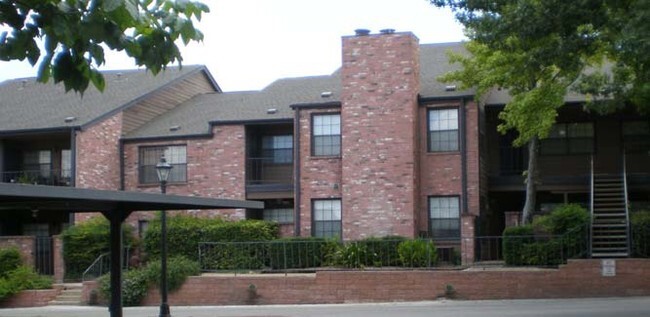 Foto del edificio - 4803 Hamilton Wolfe Rd