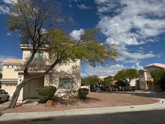 Foto del edificio - 8894 Houston Ridge Ave