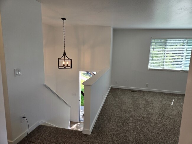 Building Photo - 3906 Boothill Cir