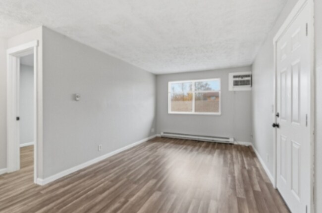 Building Photo - 2914 N Hogan St