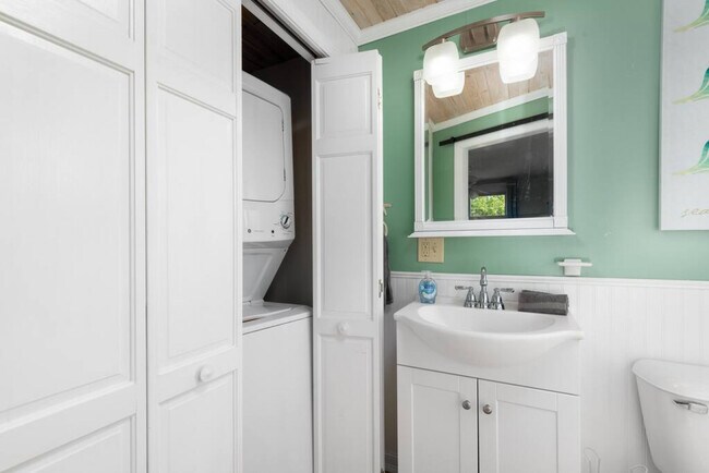 Foto del edificio - 17 Tunis Ave