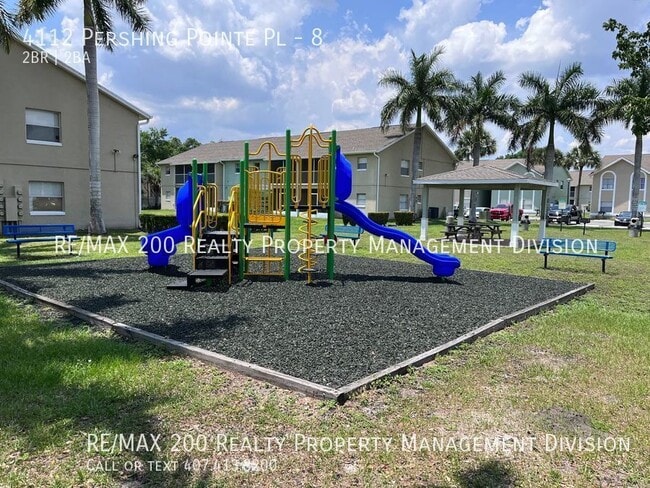 Building Photo - 2/2 Condo In Palmas Altas