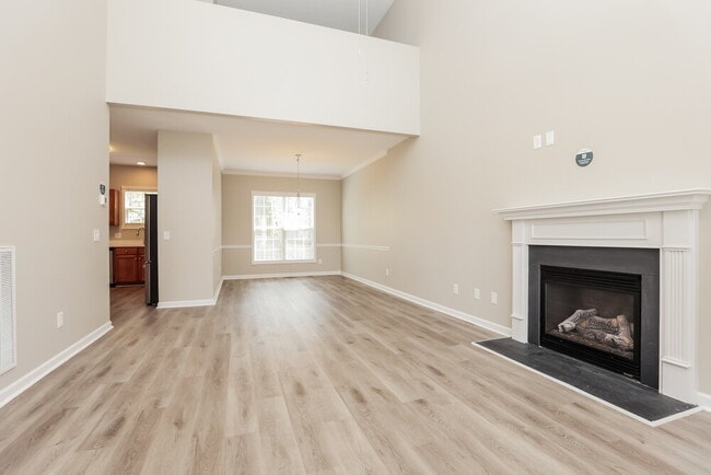 Foto del edificio - 100 Oak Meadow Ct