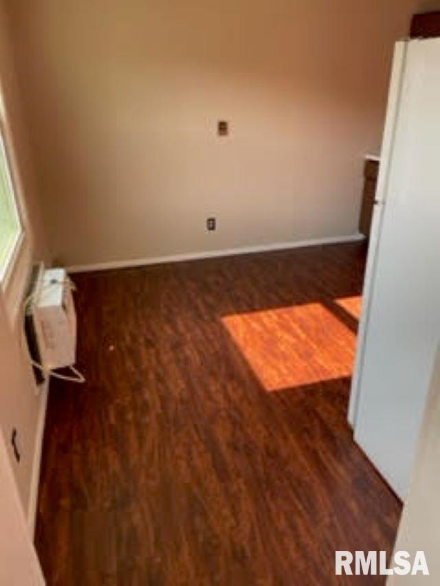 Foto del edificio - 2414 Lakeshore Dr