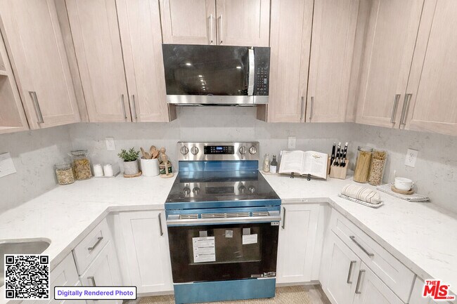 Building Photo - 1117 S Bedford St