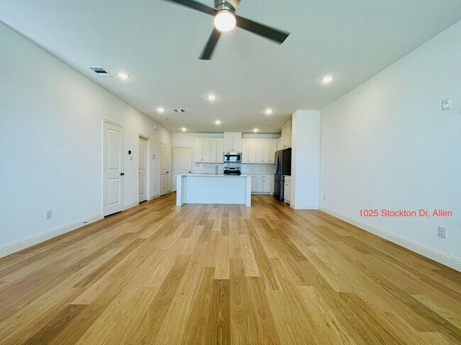 Foto del edificio - 1025 Stockton Dr