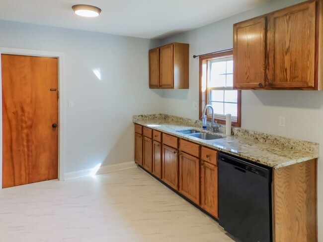 Foto del edificio - 46056 E Sunrise Drive