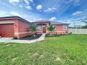 Building Photo - 907 Wildflower Rd