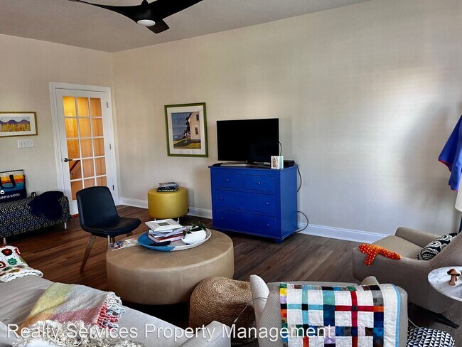 Foto del edificio - 2 br, 2 bath House - 101 Duncraig Dr Unit 214