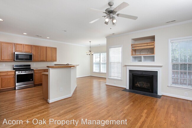 Building Photo - 3 br, 2 bath House - 813 Saratoga Drive