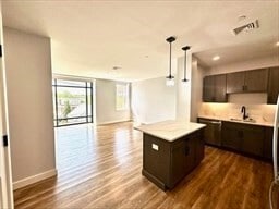 Building Photo - 21 Summer St