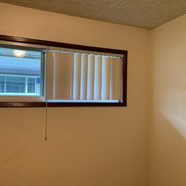 Foto del edificio - 616 NE Anderson St