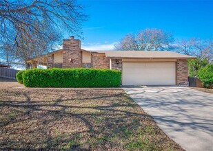 Building Photo - 1612 Beaver Trail