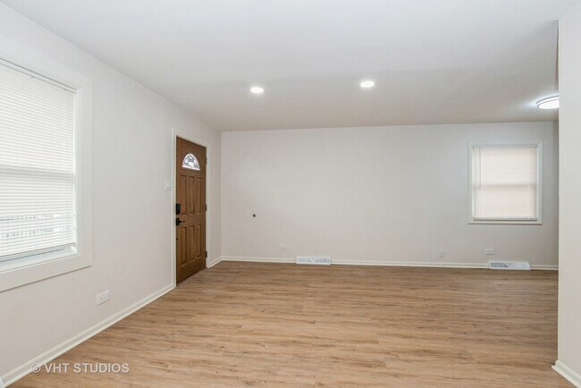 Foto del edificio - 9433 S Burnside Ave