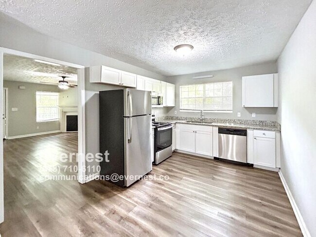 Building Photo - 3-Bedroom, 2-Bath Home with Serene Natural...