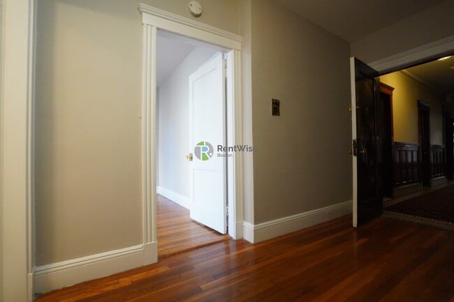 Photo - 40 Quint Ave Apartment