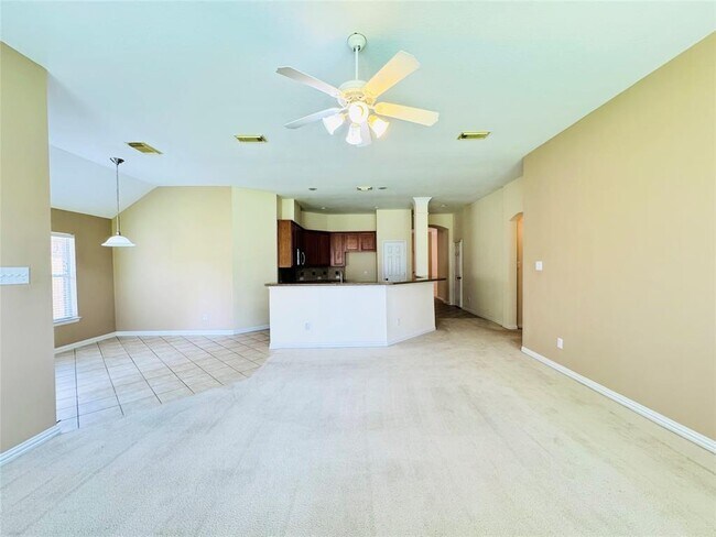 Foto del edificio - 23247 Dewflower Dr