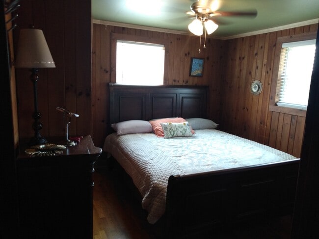 Building Photo - 451 Cook Rd