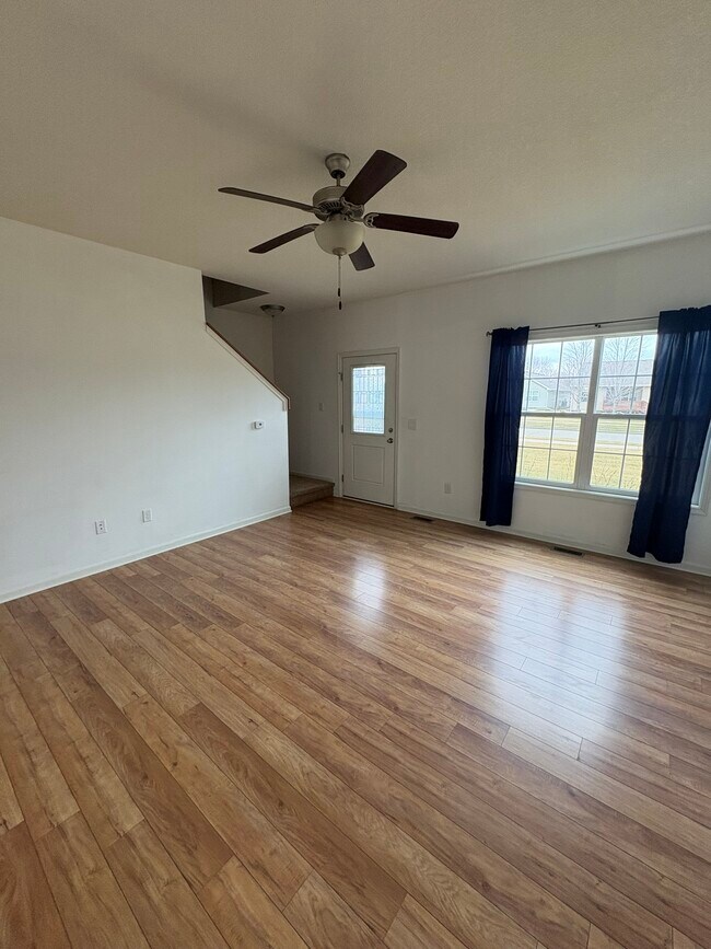 Foto del edificio - 5891 Marble Cir