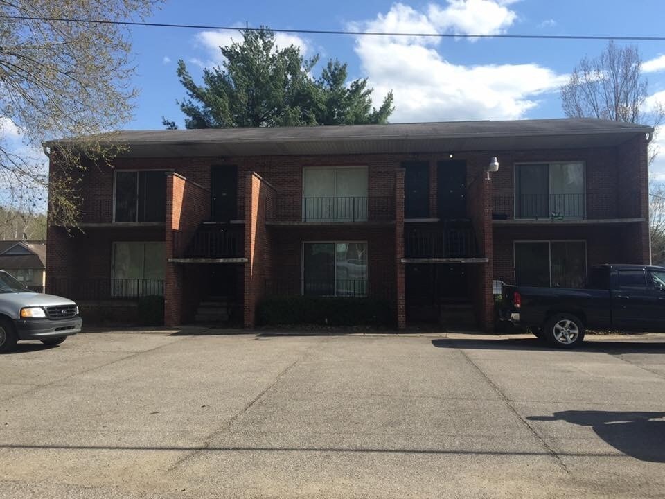 Front of building - 18 Old St Marys Pike