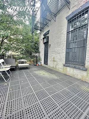 Building Photo - 175 Carroll St
