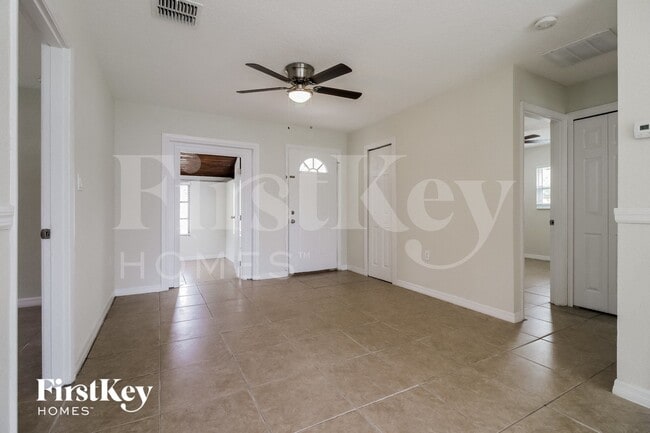 Foto del edificio - 1312 Prairie Ln