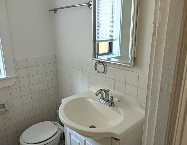 Foto del edificio - 712 Seward St