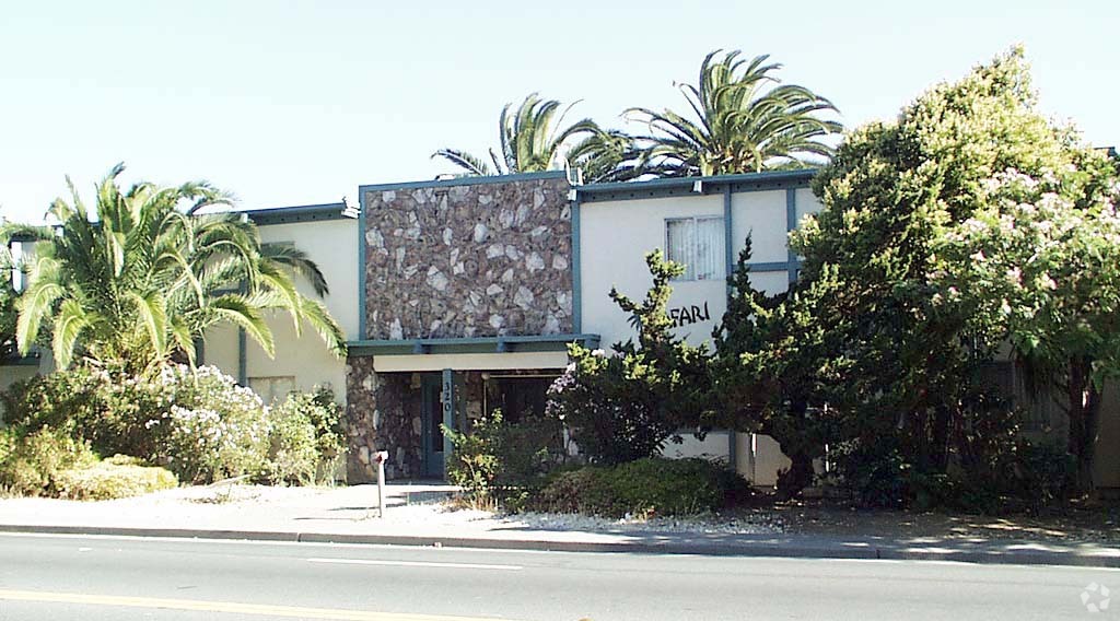Primary Photo - Blue Sky Apartments