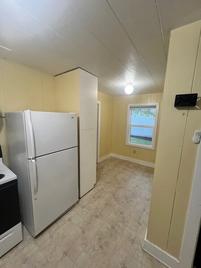 Foto del edificio - 138124 Hillcrest St