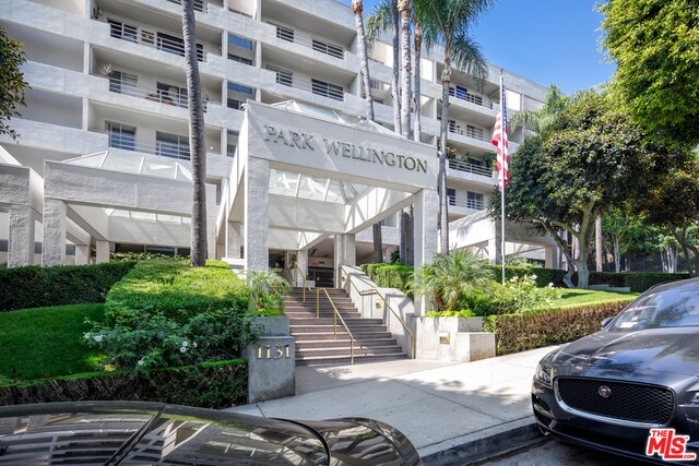 Foto del edificio - 1131 Alta Loma Rd